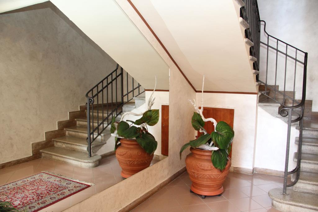 Gemini Camere E Suites Grosseto Luaran gambar