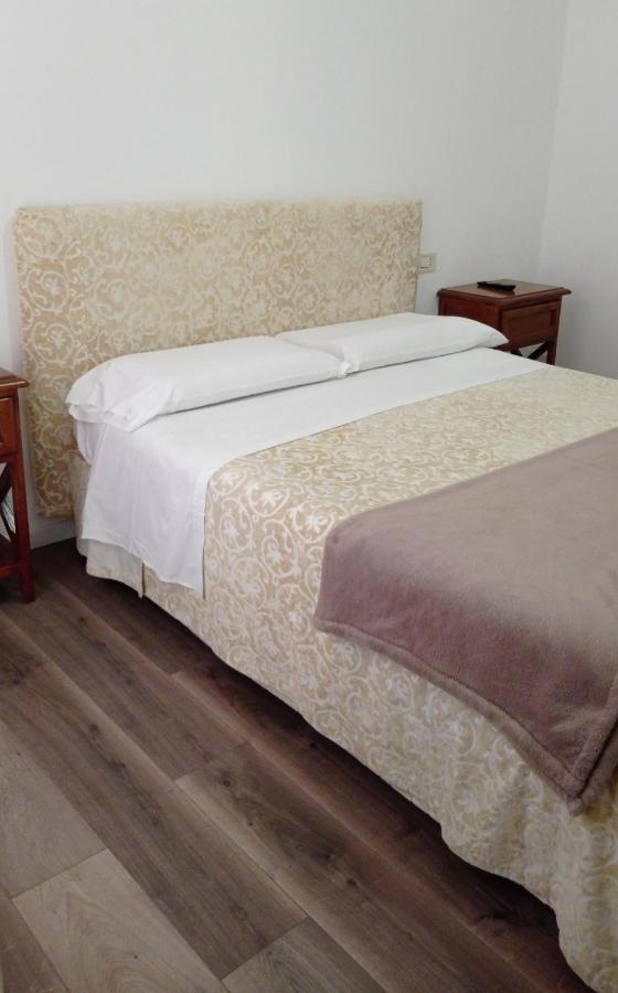 Gemini Camere E Suites Grosseto Luaran gambar