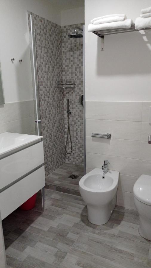 Gemini Camere E Suites Grosseto Luaran gambar