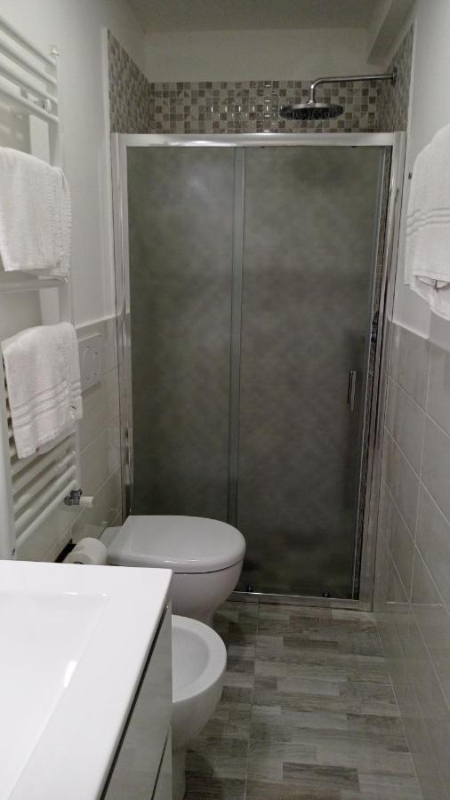Gemini Camere E Suites Grosseto Luaran gambar