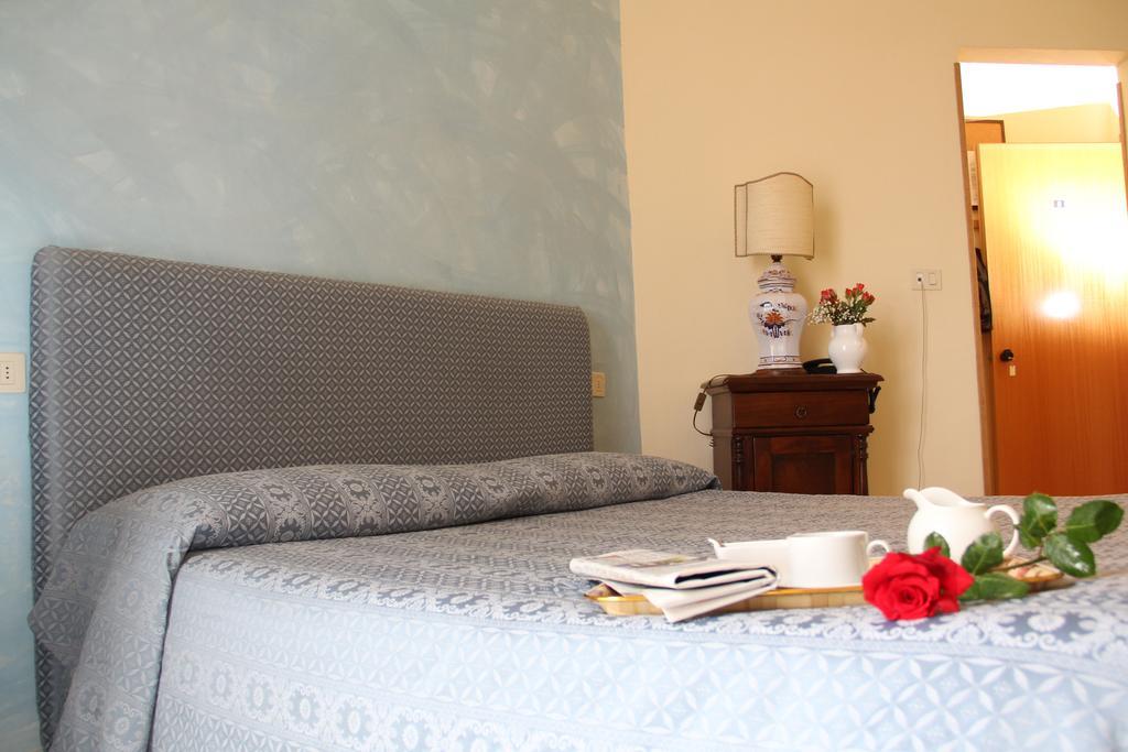 Gemini Camere E Suites Grosseto Luaran gambar
