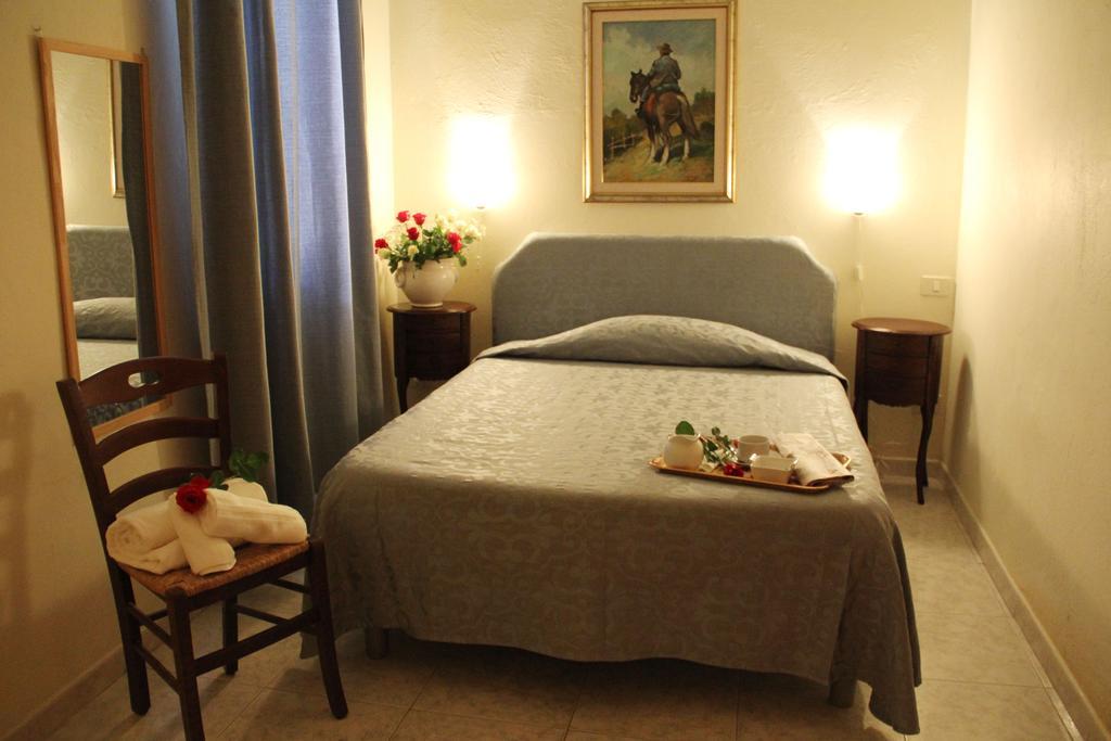 Gemini Camere E Suites Grosseto Luaran gambar