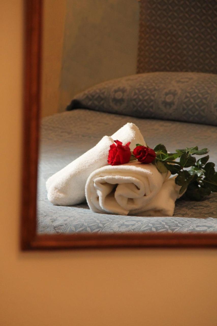 Gemini Camere E Suites Grosseto Luaran gambar